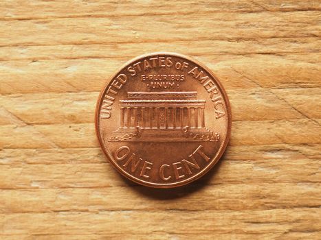one cent coin reverse side showing Lincoln memorial, currency of the United States