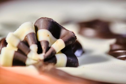 confectionery pattern on the macro cake