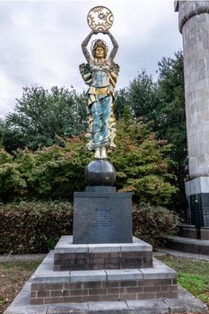 The Civitas statues are beautiful 22 foot-tall sculptures that stand at the intersection of Dave Lyle Blvd. and Gateway Blvd, and in the Rotunda of Rock Hill City Hall.