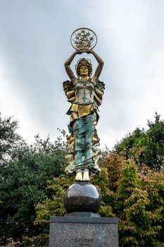 The Civitas statues are beautiful 22 foot-tall sculptures that stand at the intersection of Dave Lyle Blvd. and Gateway Blvd, and in the Rotunda of Rock Hill City Hall.