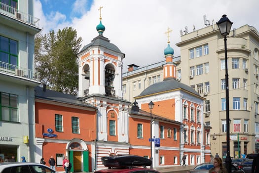 Moscow, Russia - 04 September 2021, Chirch of the Svyatitelya Nikolaya V Klennikakh. Church of St. Nicholas in Klenniki near Kitay-Gorod metro station. Maroseyka street.