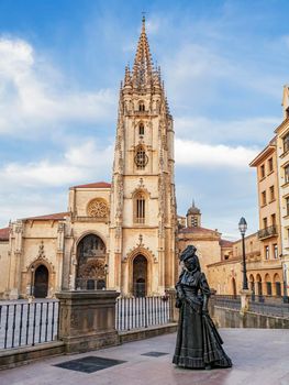 The San Salvador Cathedral and La Regenta statue, Oviedo, Spain