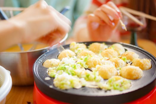 Image of Takoyaki party. Shooting Location: Osaka Prefecture