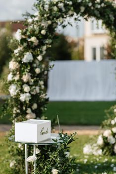 wedding ceremony area, arch chairs decor