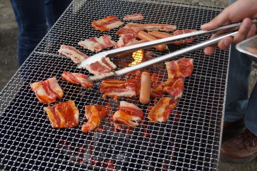 Charcoal-grilled image with barbecue. Shooting Location: Tokyo metropolitan area
