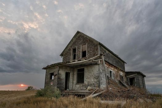 Prairie Storm Canada Summer time clouds abandoned building