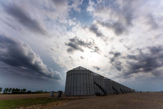 Prairie Storm Canada Summer time clouds warning