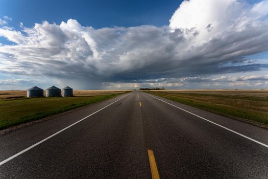 Prairie Storm Canada Summer time clouds warning