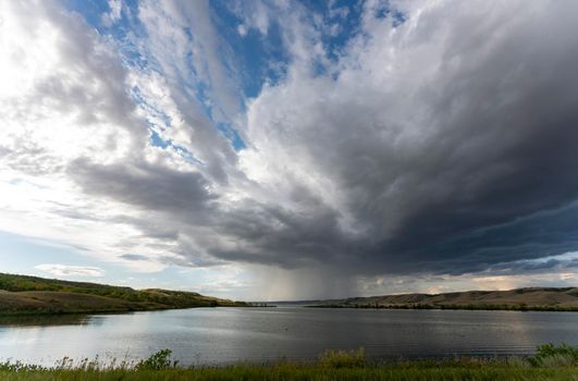 Prairie Storm Canada Summer time clouds warning