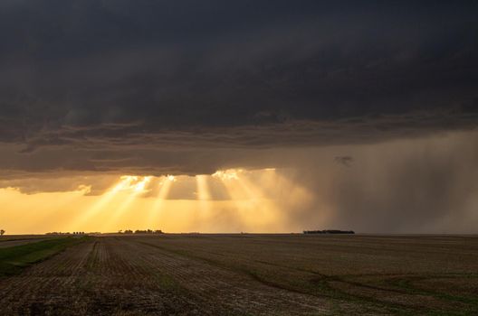 Prairie Storm Canada Summer time clouds warning