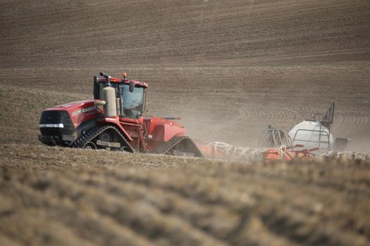 Seeding in Saskatchewan drought conditions Agriculture Canada