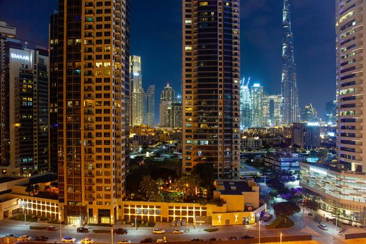 Dubai, OAE - 01 05 2020: Night Downtown View