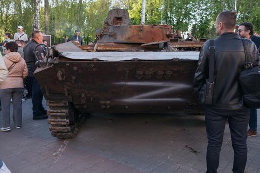 Vinnitsa. May 5.2022 Russia's war against Ukraine. Russian trophy equipment destroyed by the Ukrainian Armed Forces was brought to the center of Vinnytsia to be erected as a memorial instead of the Soviet monument to the Great Patriotic War of the USSR and as a symbol of victory over Russian Nazism.