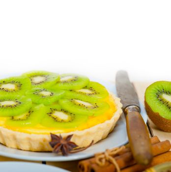 kiwi  pie tart with lemon custard cream and spices