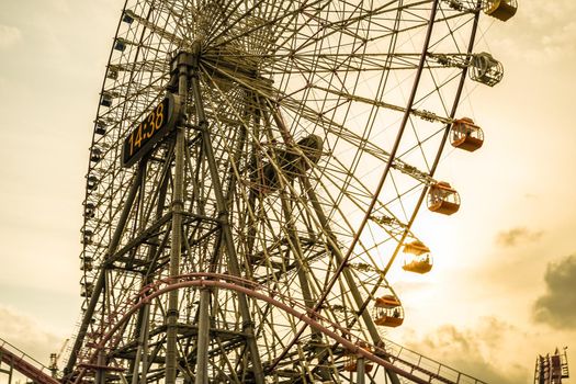 Sunset view with Minato Mirai ferris wheel (cosmo clock). Shooting Location: Yokohama-city kanagawa prefecture