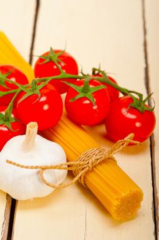 Italian basic pasta fresh ingredients cherry tomatoes garlic