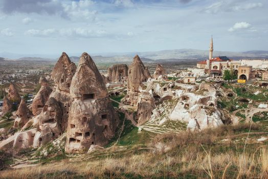 Review unique geological formations in Cappadocia, Turkey Kappa
