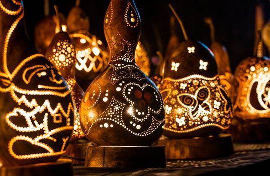 light lamp built with dried pumpkins and used as a design object