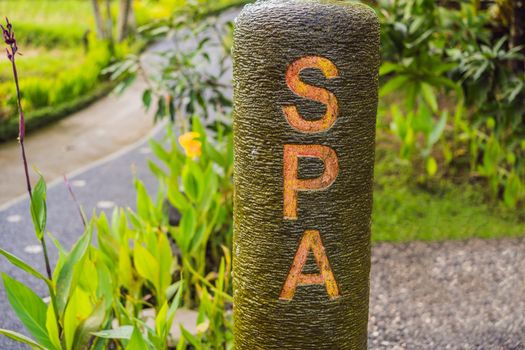 nameplate SPA in a secluded and secluded garden.