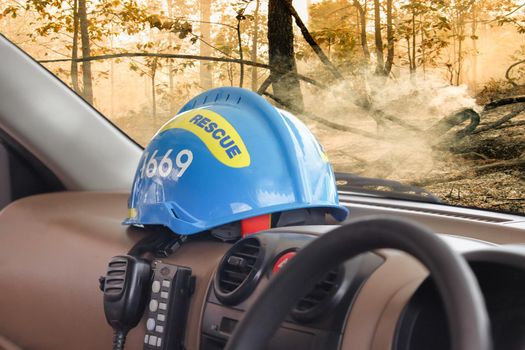 Rescue helmet put inside vehicle