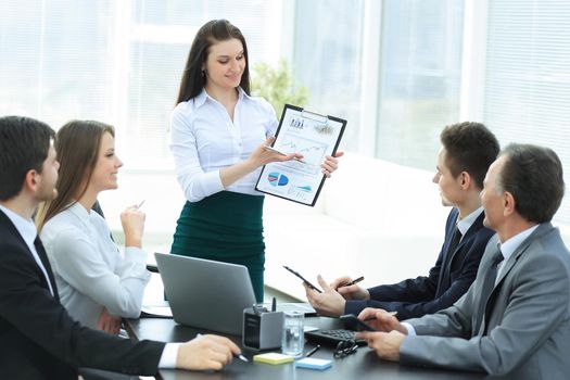 young business woman offering new ideas for a business meeting.photo with copy space