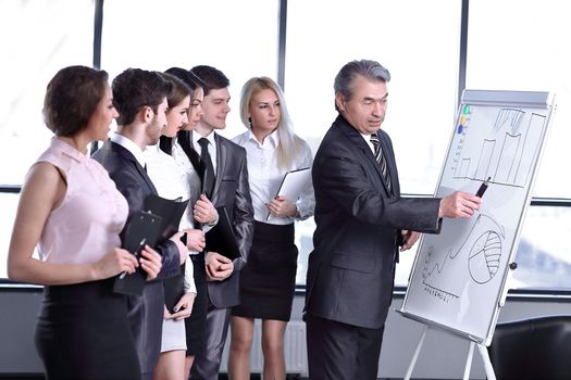 businessman holds a briefing with the business team. business presentation