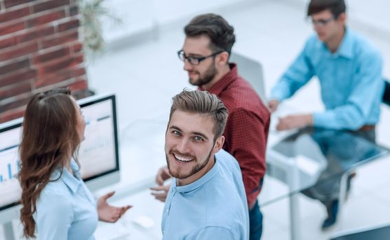 Image of business people working at meeting.