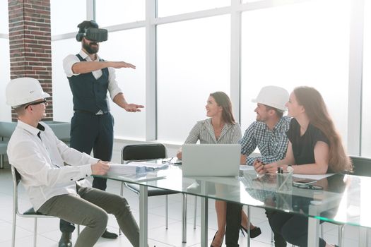 businessman explaining business to team his ideas.people and technology