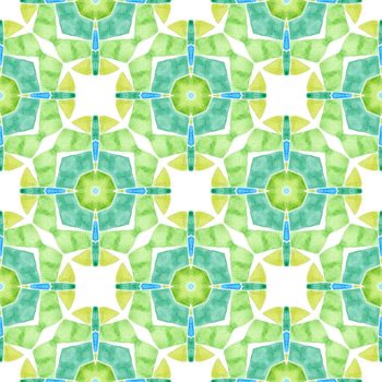 Tropical seamless pattern. Green glamorous boho chic summer design. Textile ready energetic print, swimwear fabric, wallpaper, wrapping. Hand drawn tropical seamless border.