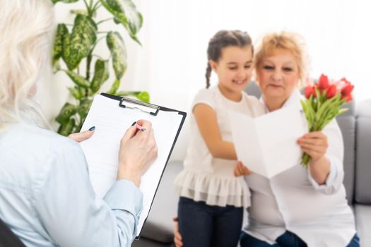 consultation with a psychologist grandmother and granddaughter.