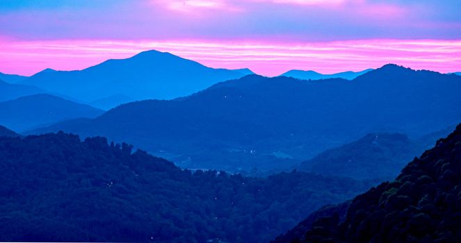 beautiful nature scenery in maggie valley north carolina