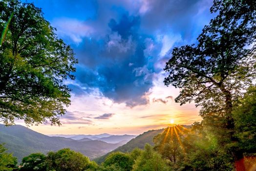 beautiful nature scenery in maggie valley north carolina