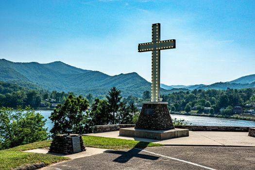 Lake Junaluska cross in western north Carolina