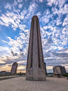 kansas city wwI memorial during day time