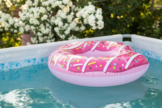 Children's inflatable pool with toys.