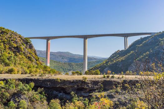 Montenegro. Bridge Moracica. Reinforced concrete bridge across the Moraci gorge. The motorway Bar - Bolyare. The bridge is on the Smokovac - Uvach - Mateshevo section. The Moracica Bridge was built by the China Road and Bridge Corporation.