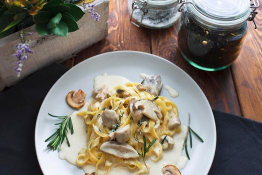 Tagliatelle vegetarian Pasta Dish with Mushrooms - Stock image