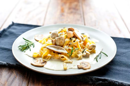 Tagliatelle vegetarian Pasta Dish with Mushrooms - Stock image