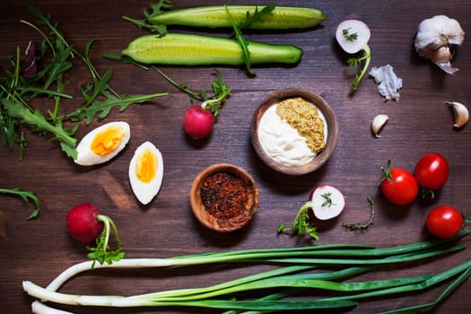 Vegetables over rustic table - Stock image