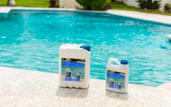 Homemade pool clarifier, pool cleaning purification tool. Algaecide product to clarify homemade swimming pools