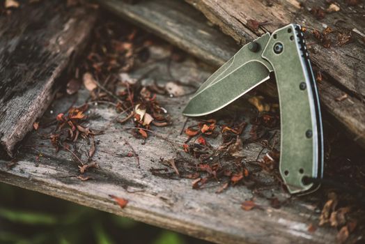 stainless steel pocketknife with blackwash finish on blade and handle