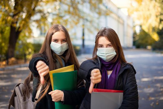 Senior students unhappy because of all the safety rules in the university while pandemic