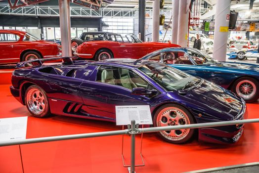 SINSHEIM, GERMANY - MAI 2022: violet purple Lamborghini Diablo VT Roadster 1998 530ps sports car