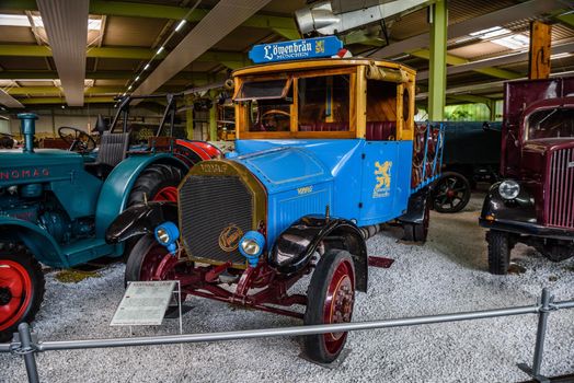 SINSHEIM, GERMANY - MAI 2022: blue beer transporter truck Vomag 1928 58ps