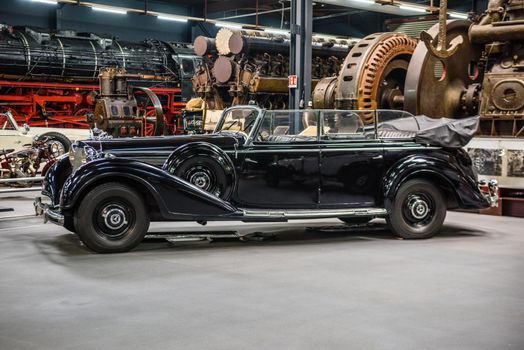 SINSHEIM, GERMANY - MAI 2022: silver black Mercedes Benz G 4 1938 110ps