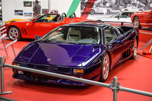 SINSHEIM, GERMANY - MAI 2022: violet purple Lamborghini Diablo VT Roadster 1998 530ps sports car