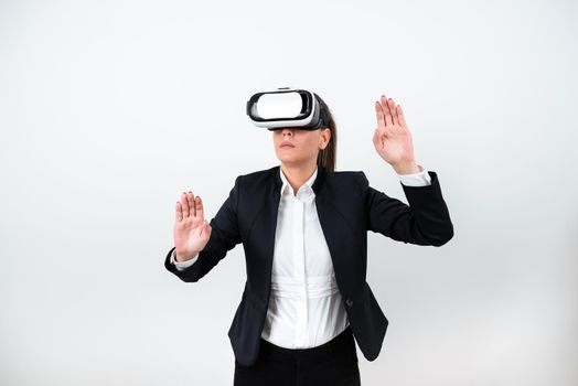 Woman Wearing Vr Glasses Andpresenting Important Messages Between Hands.