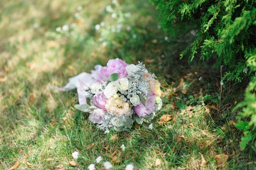 wedding bouquet on the grass