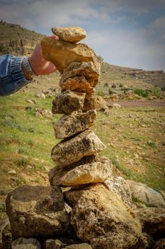 Rock balancing in the nature