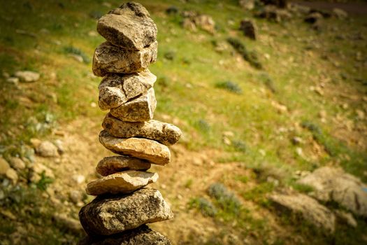 Rock balancing in the nature